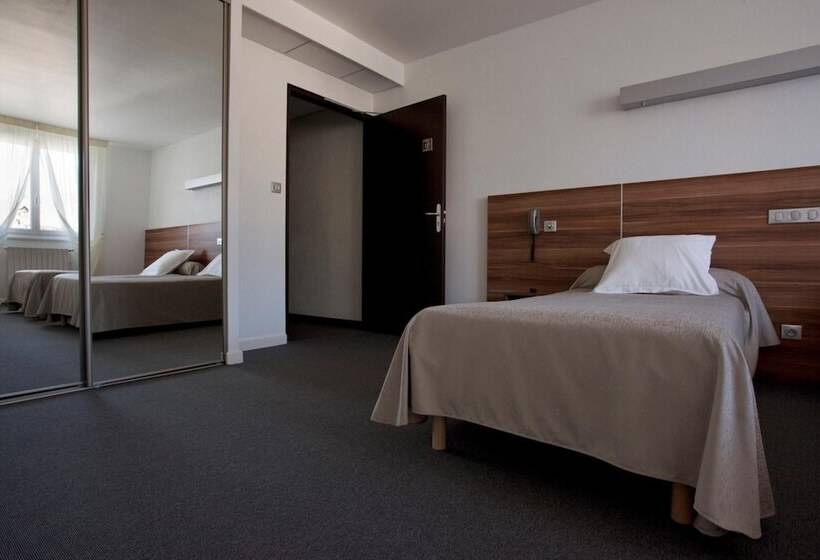 호텔 Logis Hôtel Restaurant L Europe