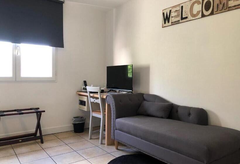 酒店 Logis Hôtel Volcan Sancy