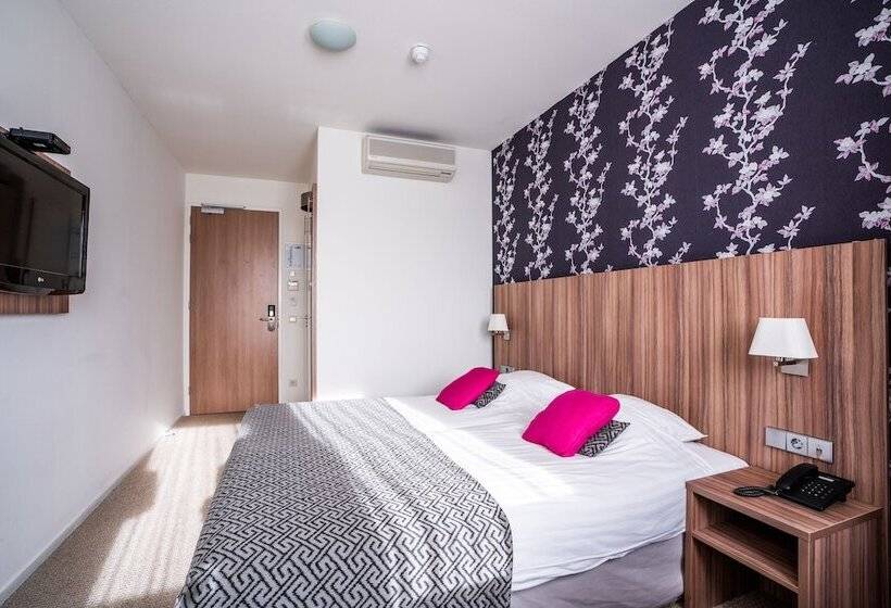 בית מלון כפרי Martini