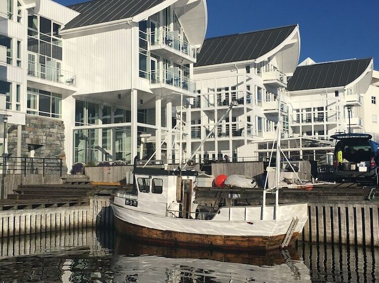 Molde Fjordhotell   By Classic Norway Hotels