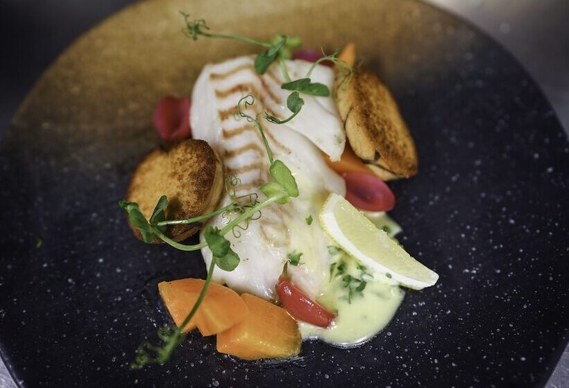 Molde Fjordhotell   By Classic Norway Hotels