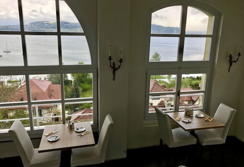 בית מלון כפרי Murtenhof & Krone