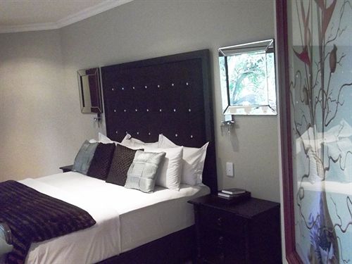 호텔 Nomndeni Celokuhle