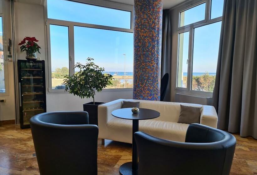 هتل Oleander  Oleander Resort