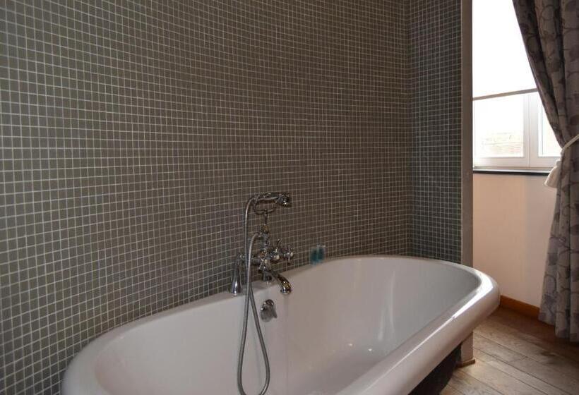 فندق Oranje City