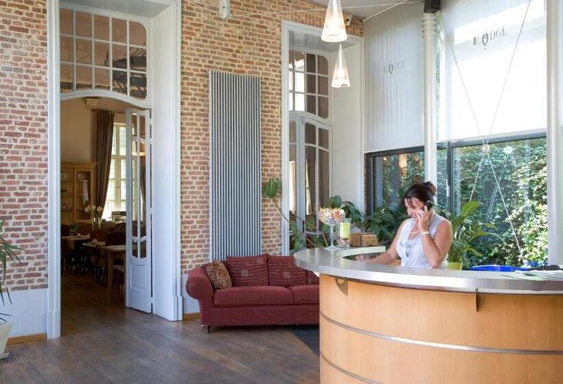 فندق Oranje City