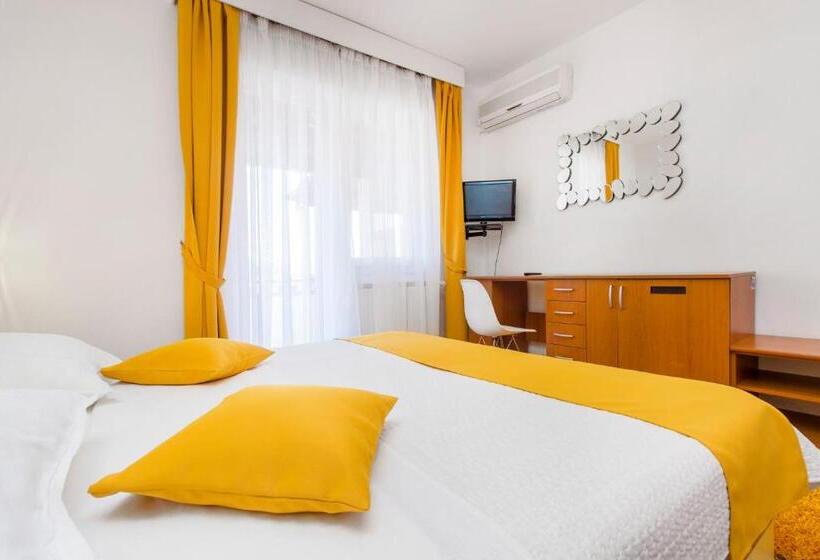 בית מלון כפרי Pansion Zlatna Ribica