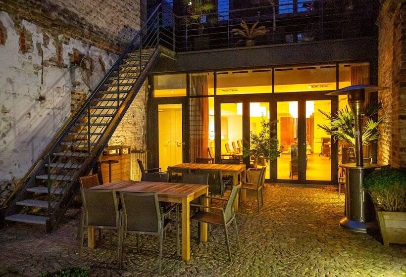 Pantheon Palace By Wp Hotels