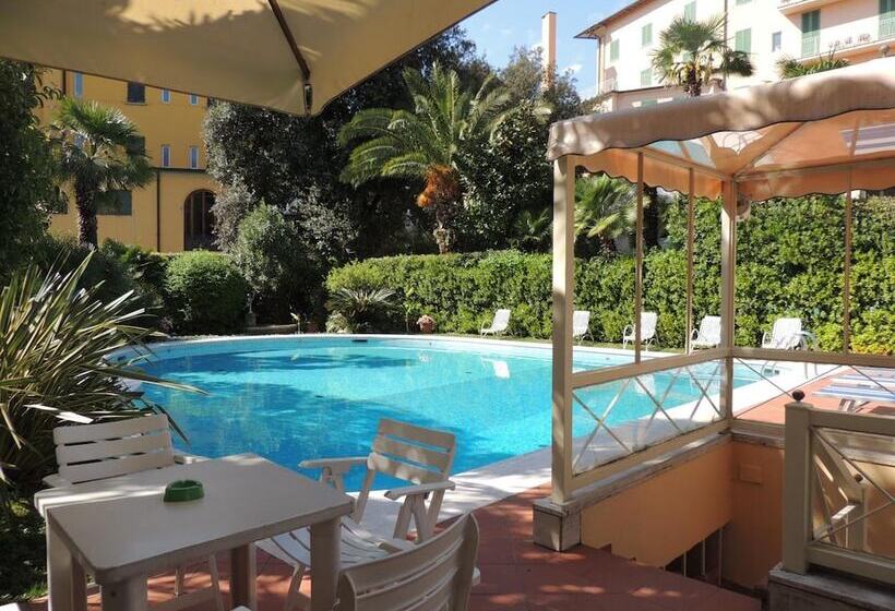 Отель Parma E Oriente