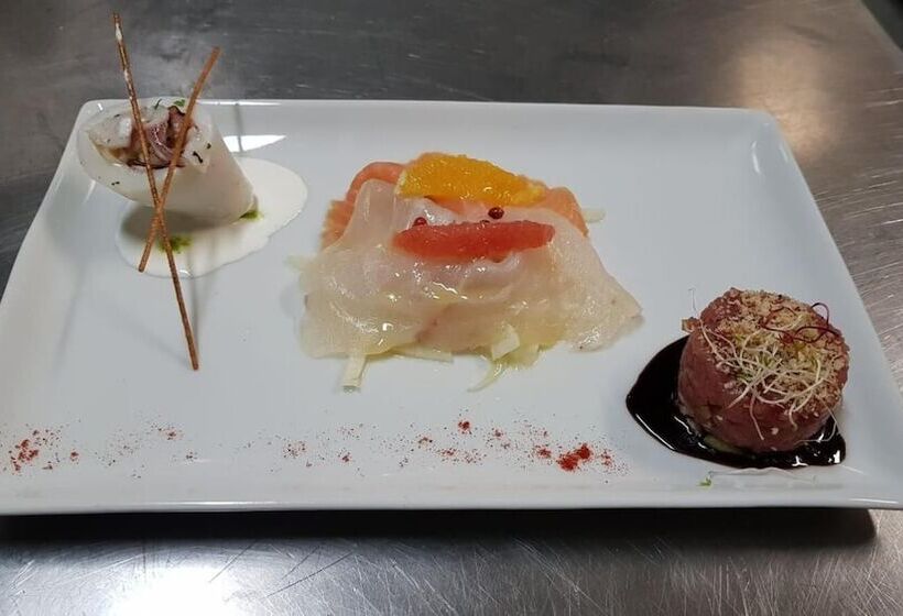 هتل Perla Del Gargano