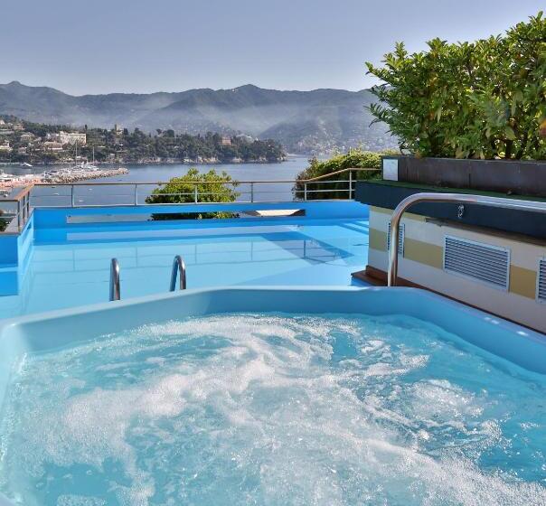 هتل Regina Elena Dependance