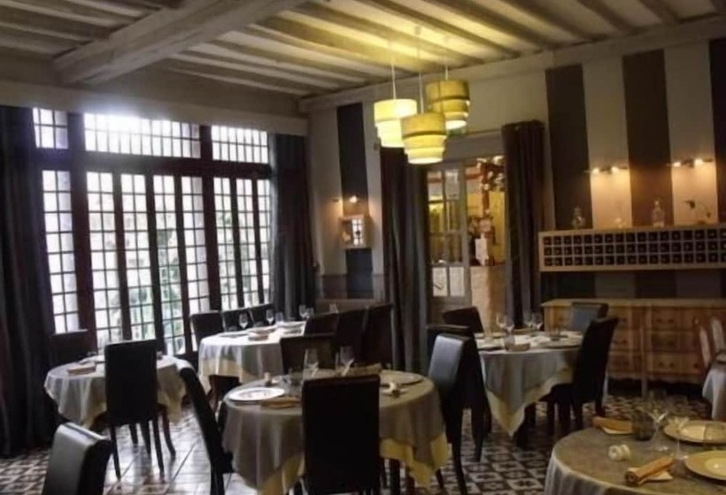 호텔 Relais Saint Louis, Logis