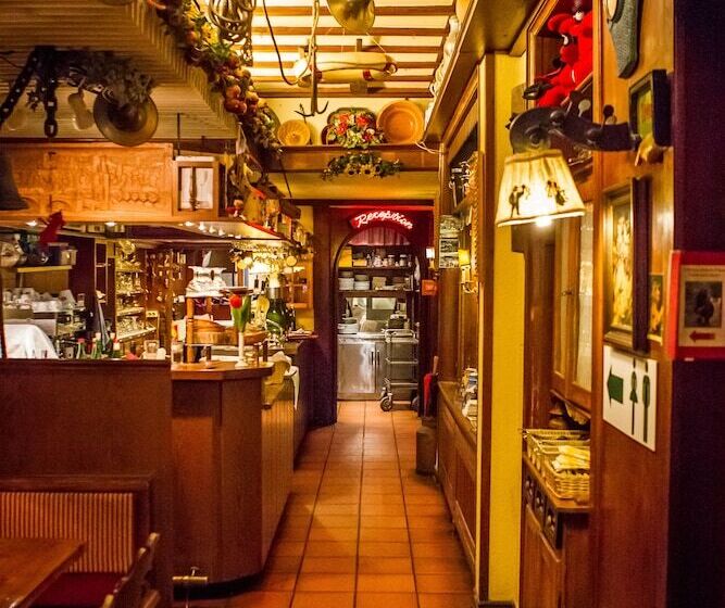 ホテル Restaurant Hackteufel