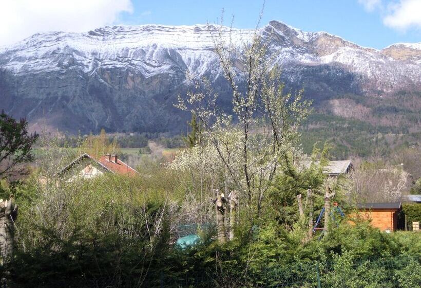 فندق Hôtel Restaurant Pavillon Carina