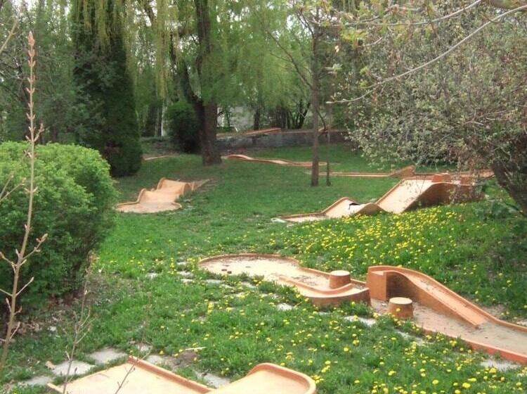 فندق Hôtel Restaurant Pavillon Carina