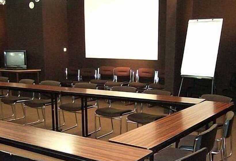 فندق Hôtel Restaurant Pavillon Carina