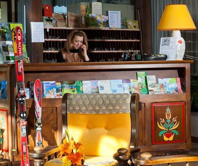 فندق Hôtel Restaurant Pavillon Carina