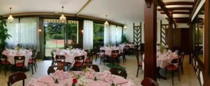 فندق Hôtel Restaurant Pavillon Carina