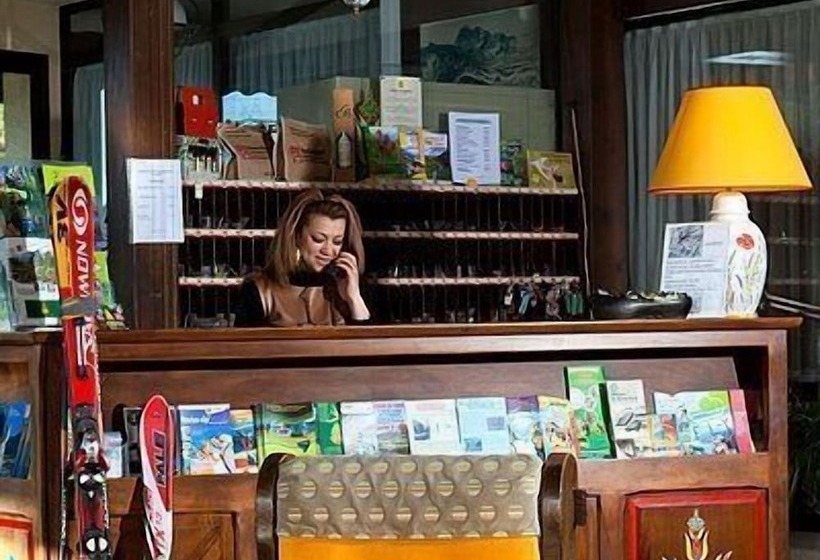 فندق Hôtel Restaurant Pavillon Carina