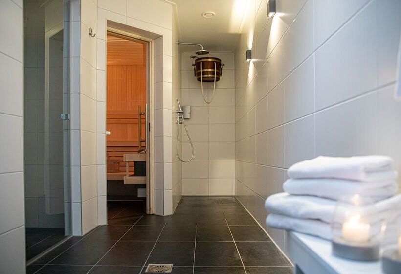 호텔 Restaurant Lunia