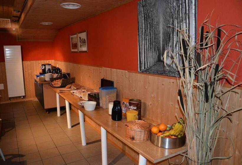 בית מלון כפרי Restaurant Walliser Sonne