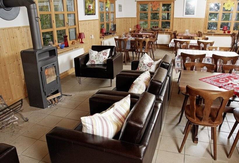 בית מלון כפרי Restaurant Walliser Sonne