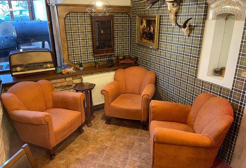 Révész Hotel, Restaurant And Rosa Spa