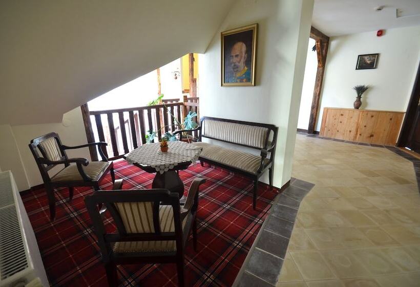 Révész Hotel, Restaurant And Rosa Spa