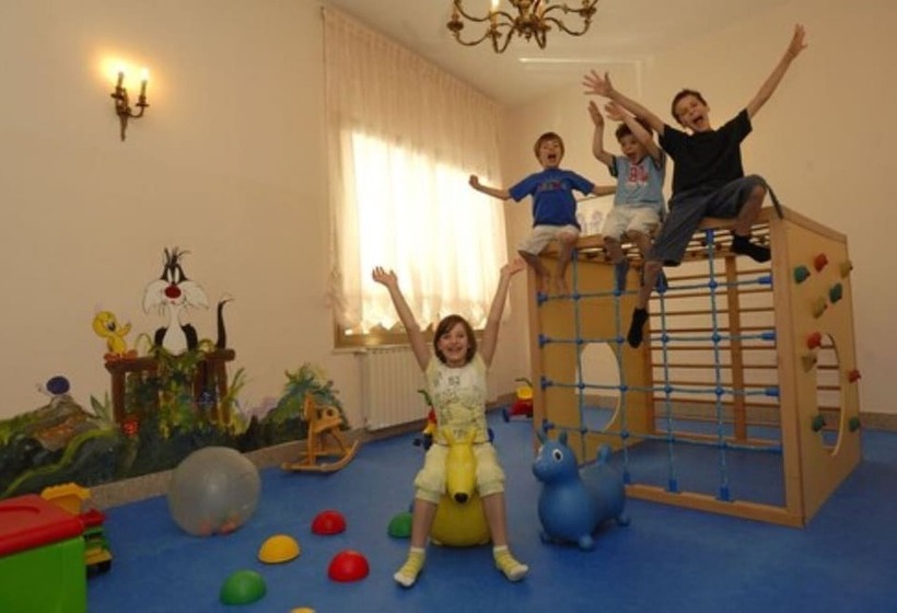 Отель Allegroitalia Alassio Rosa