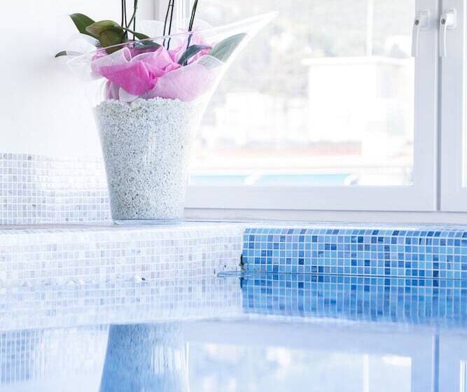 Отель Allegroitalia Alassio Rosa