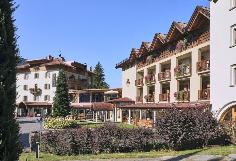 Boutique Hotel E Chalets Salvadori
