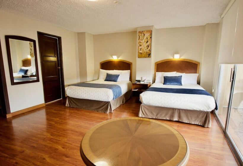 Отель Santa Monica