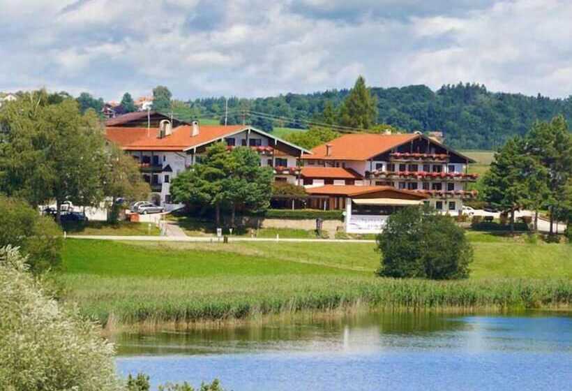 فندق Seeblick & Ferienwohnung