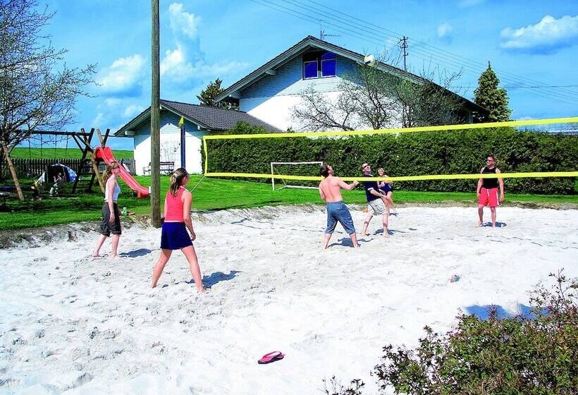 فندق Seeblick & Ferienwohnung