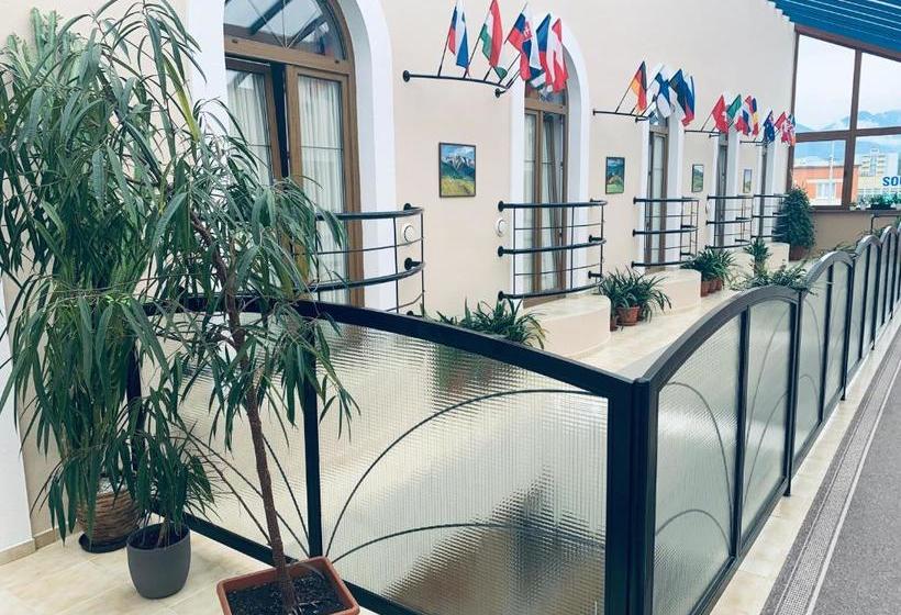 Stevea / Bývalý Hotel Steve