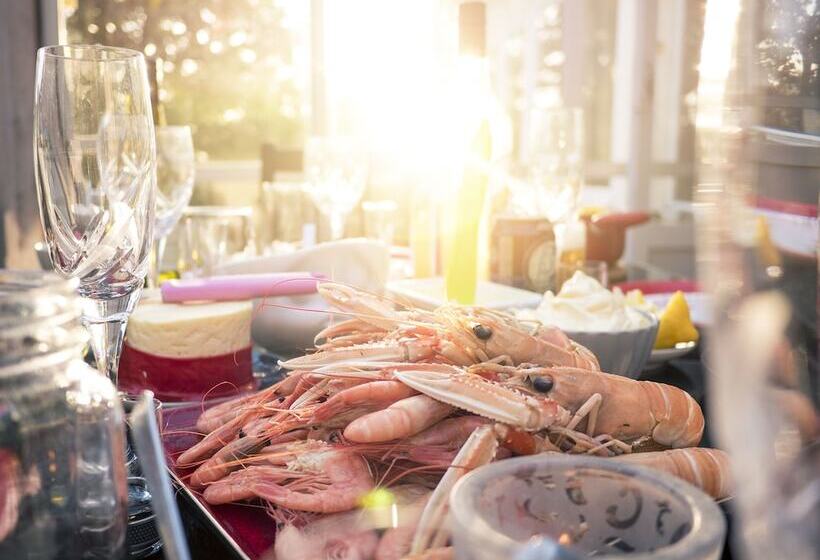 Отель Tanums Gestgifveri