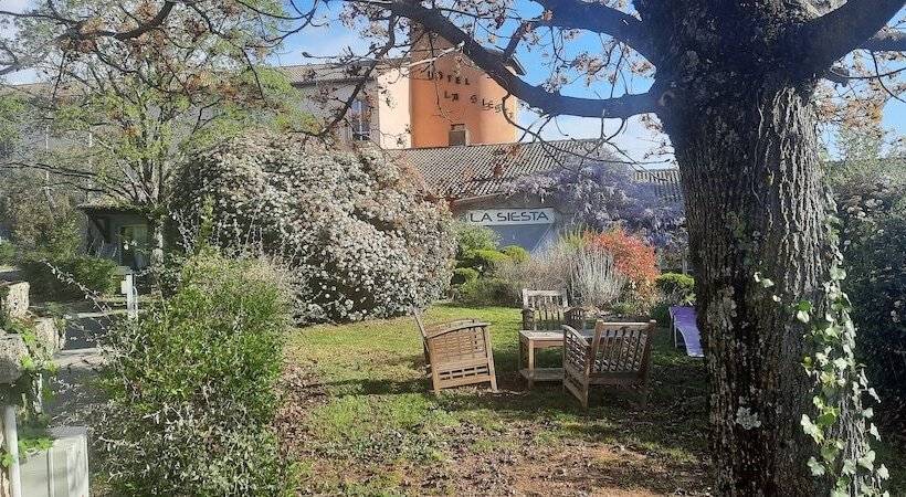 ホテル The Originals City, Hôtel La Siesta, Annonay Est