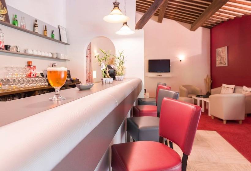 ホテル The Originals City, Hôtel La Siesta, Annonay Est