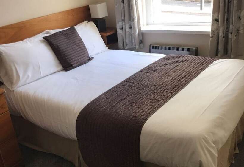 בית מלון כפרי The Terrace Lodge