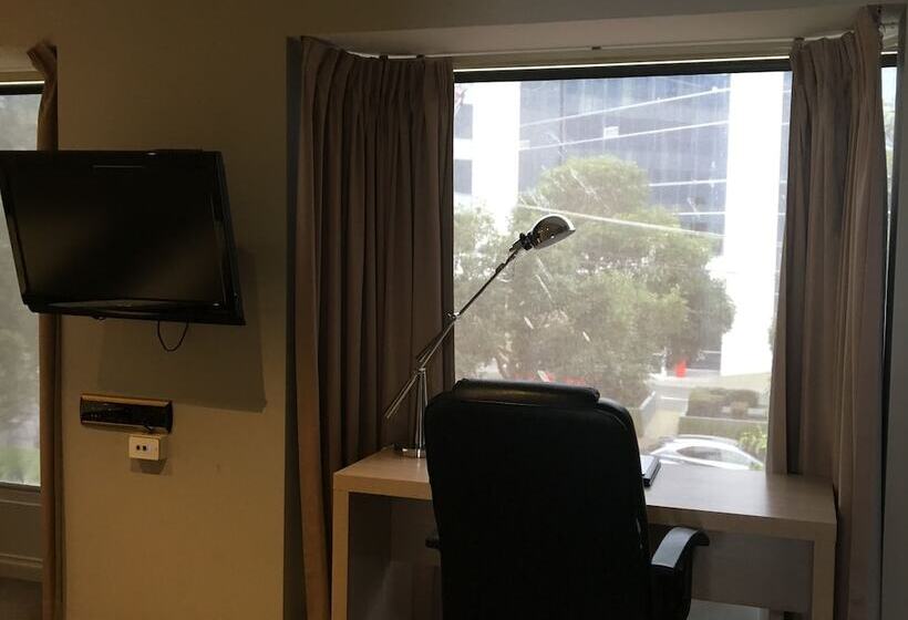 호텔 The Waverley International