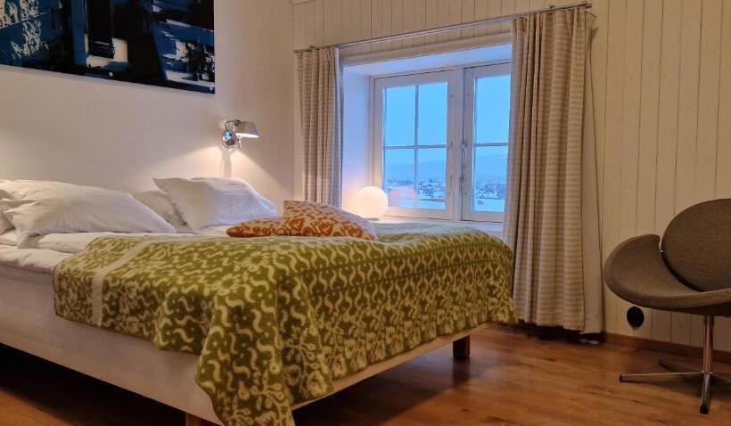 בית מלון כפרי Vertshuset Røros