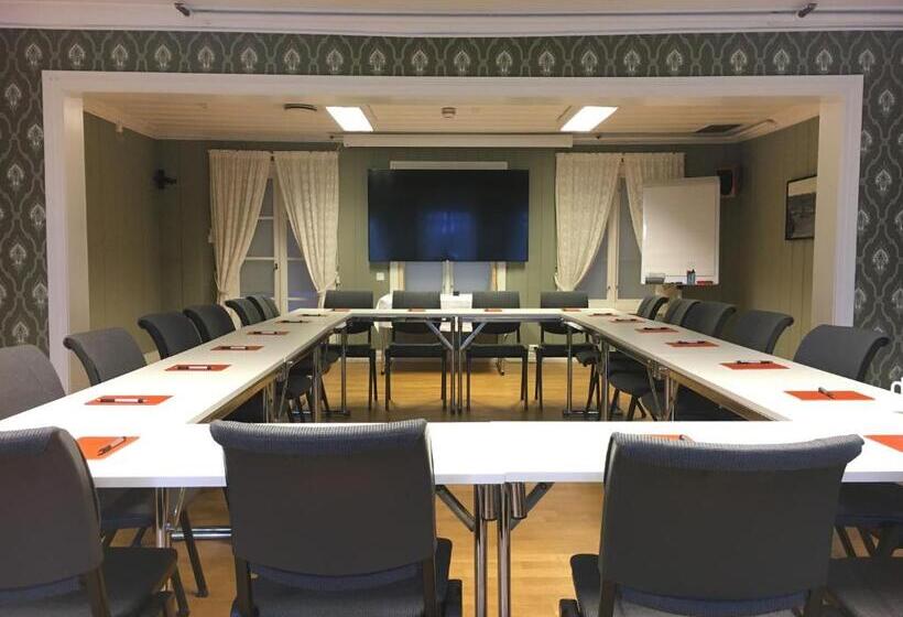 בית מלון כפרי Vertshuset Røros