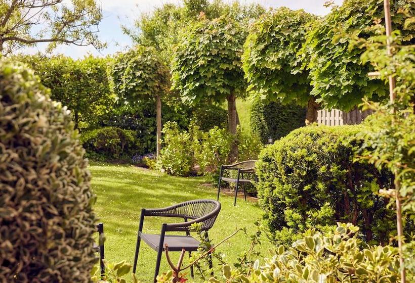 Westcord Hotel De Wadden