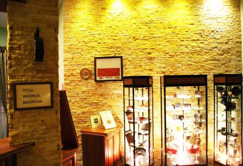 هتل Wilga By Katowice Airport