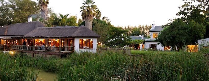 هتل Woodall Country House And Spa