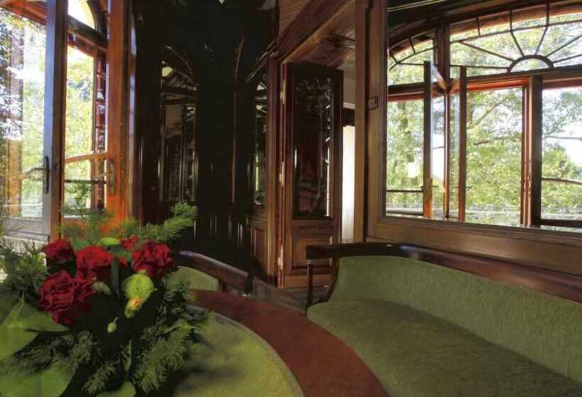 בית מלון כפרי Zamek Na Skale