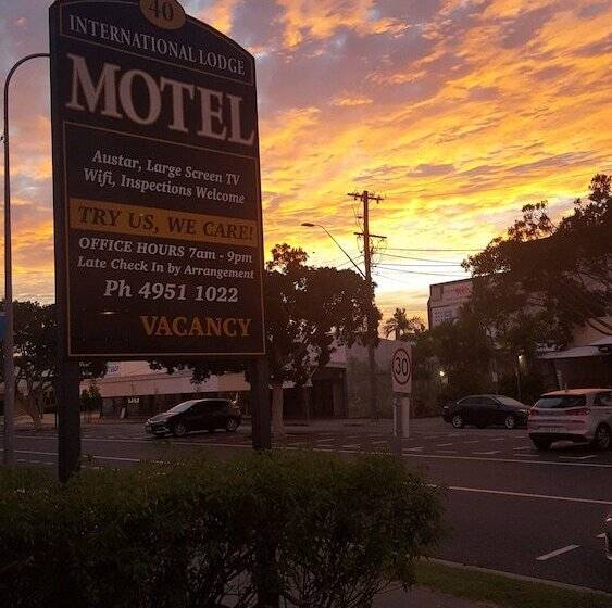 International Lodge Motel