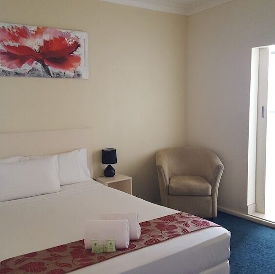 International Lodge Motel