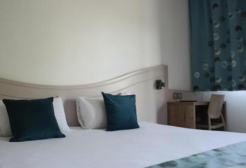 Отель Hôtel Lémand Lyon Est Villefontaine