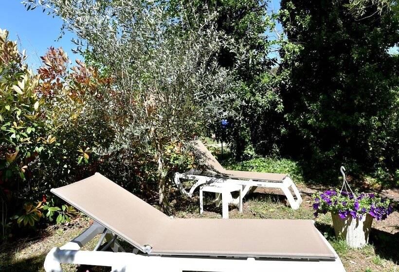 فندق Hôtel De L Etang